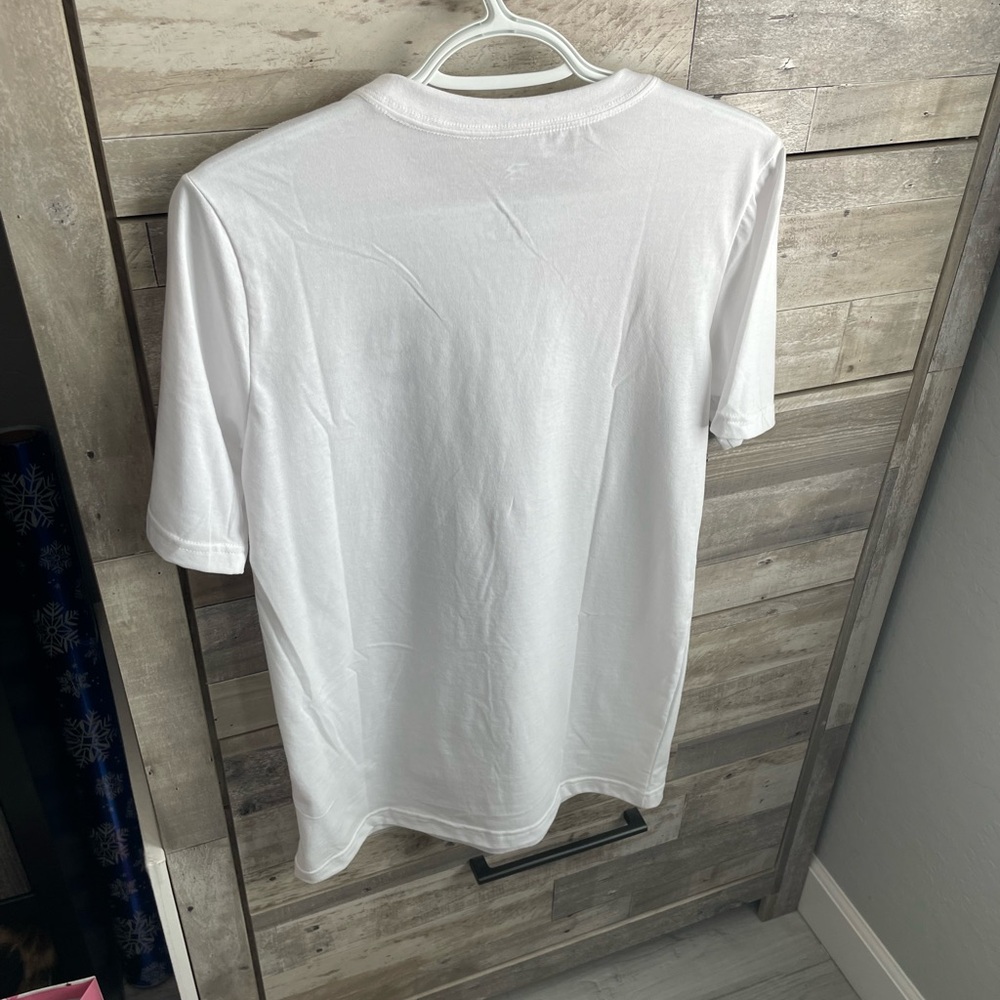 Nike Top - Picture 2 of 3
